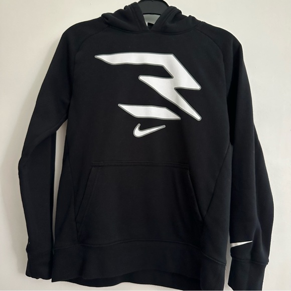 Nike Boys hoodie - Picture 2 of 7